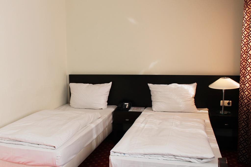Aariana Hotel Offenbach am Main Luaran gambar